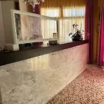 Hotel Astor
